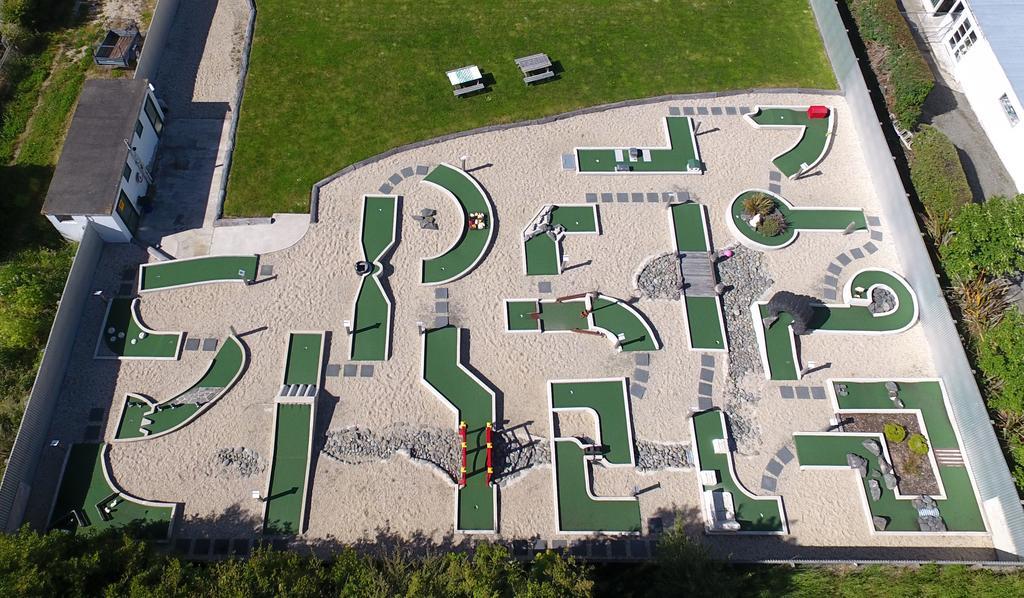Oamaru Top 10 Holiday Park Exterior photo